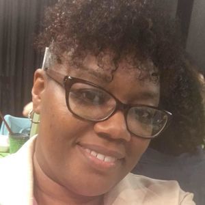 Meet your Posher, Regina